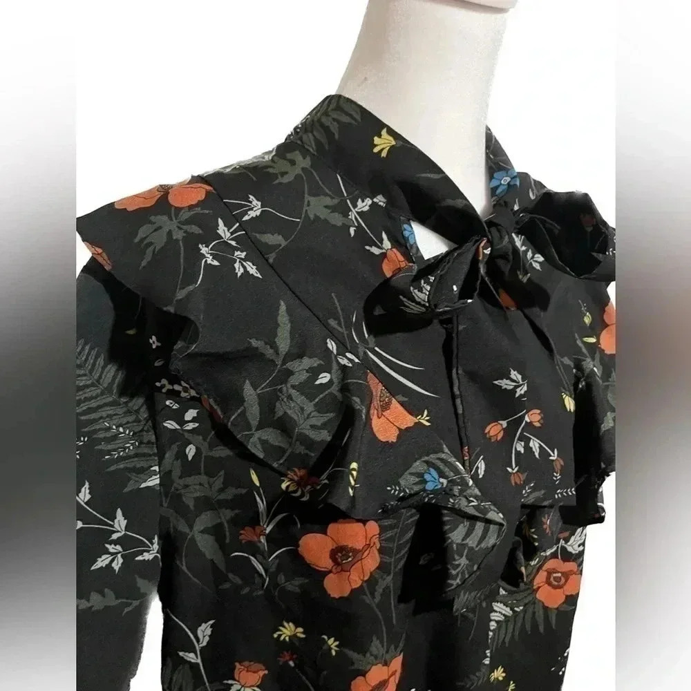 L.N.V black floral long sleeve top medium - Picture 3 of 10